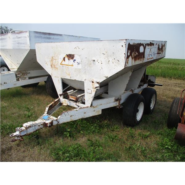 Fertilizer Spreader, PTO Powered