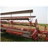 Image 3 : Massey-Furguson Pull-Type Swather - 16ft - Canvasses