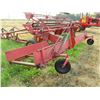 Image 9 : Massey-Furguson Pull-Type Swather - 16ft - Canvasses
