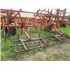 Image 8 : Bourgault Cultivator w/ Mounted Tire Harrows - 50ft