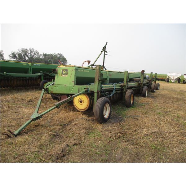 John Deere 9350 Press Drill - 36ft - With Fertilizer Attahments