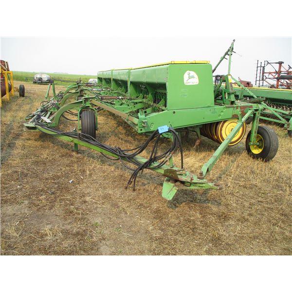 John Deere 9350 Hoe Drill - 40ft - With Fertilizer Attahments