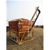 Image 5 : Haul-All Fertilizer Tank w/ Hydraulic Auger