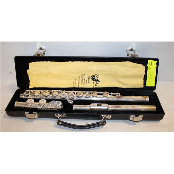 GEMEIN HARDT HOLLAND SILVER FLUTE IN CASE WITH