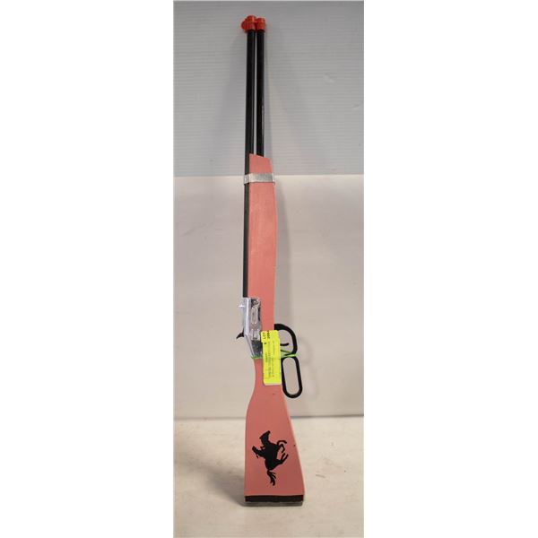 COWGIRL SADDLE RIFLE LEVER ACTION CAP GUN