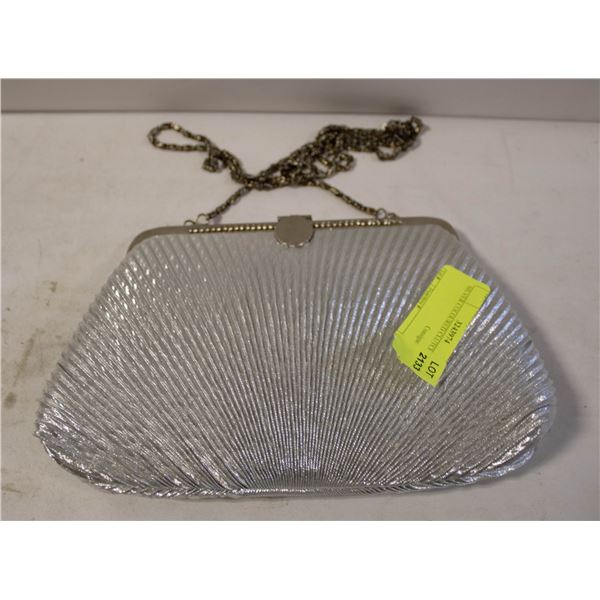 SILVER COLOURED CLUTCH PURSE