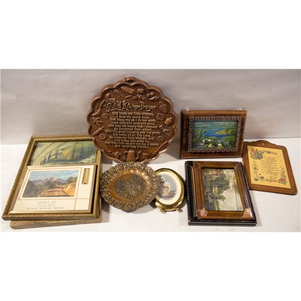 ASSORTED SMALL FRAMES AND WALL HANGINGS