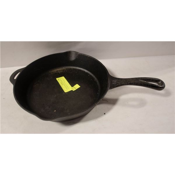 CABELAS 10 INCH CAST IRON FRY PAN SKILLET-ESTATE