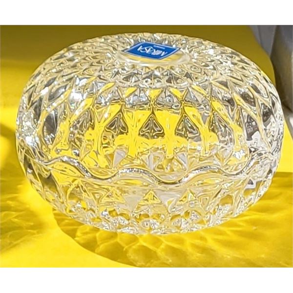 33)  MADE FOR BOWRINGS, SCHEYLLES TEA LIGHT HOLDER