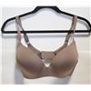 Image 1 : NEW UNI QLO WIRELESS BRA 38/40 B C