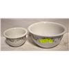 Image 1 : VINTAGE, 2 CORELLE CALLAWAY STONEWARE MIXING BOWLS