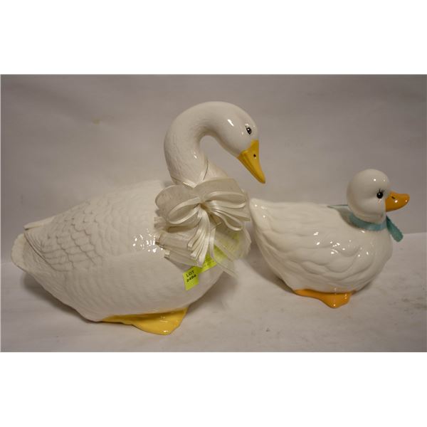 2 VINTAGE CERAMIC GOOSE/DUCK 10" H & 7" H