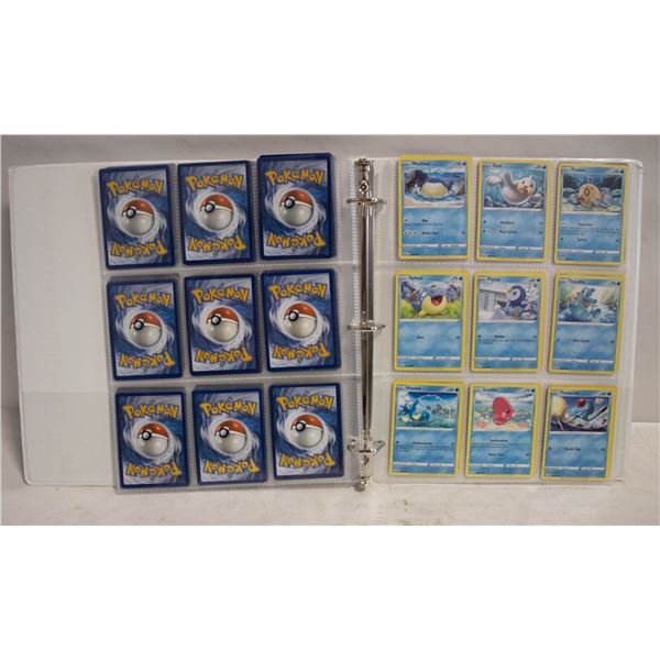 BINDER POKEMON COLLECTOR CARDS