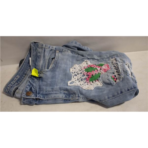 LADIES AMERICAN EAGLE JEANS SZ 14 SUPER