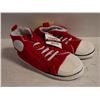 Image 1 : PAIR OF NEW RED SNEAKER SLIPPERS SIZE MEDIUM