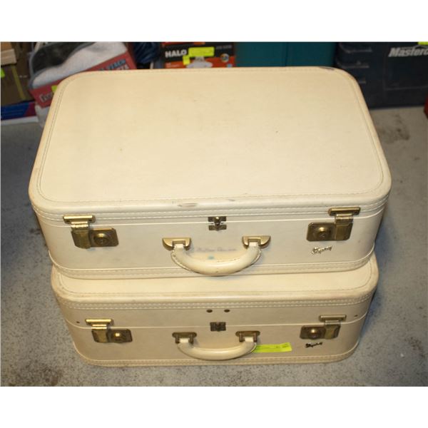 VINTAGE SKYWAY LUGGAGE (2)
