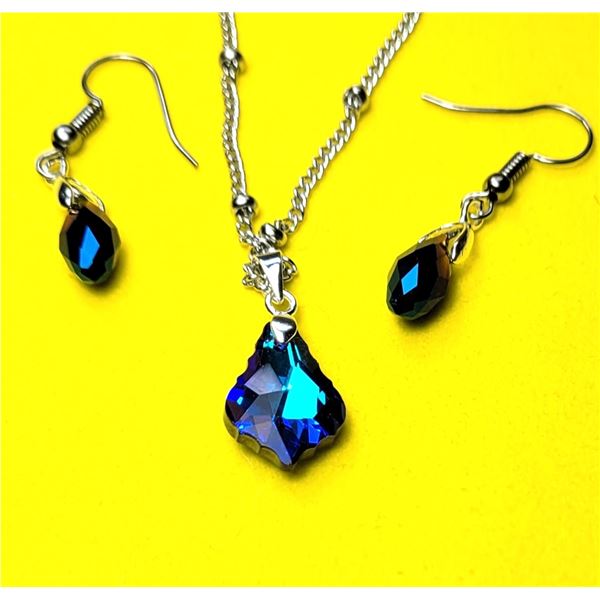 5)  BAROQUE CUT BLUE/BLACK SWAROVSKI CRYSTAL DROP