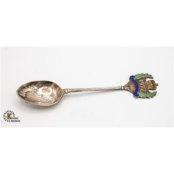1977 STERLING SILVER QEII COLLECTORS SPOON, 13.8g