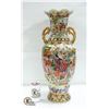 Image 1 : LARGE HAND PAINTED CHINESE VASE