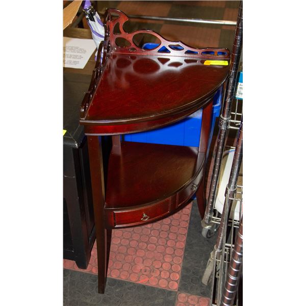 CORNER STAND 16" X 16" X 35"