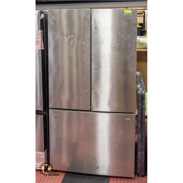 NEW S&D FRIGIDAIRE FRENCH DOOR REFRIDGERATOR