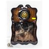 Image 1 : VINTAGE HUNTING MOTIF CLOCK WALL DISPLAY