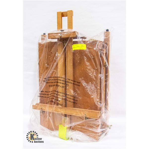 WOODEN ART STATION EASEL