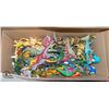 Image 1 : BOX OF DINOSAURS
