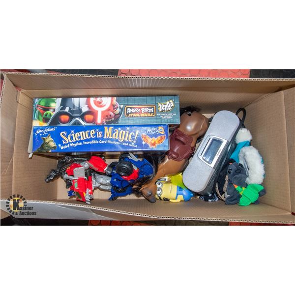 BOX OF GAMES/TOYS/RADIO ETC