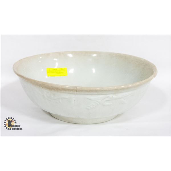 ANTIQUE ROYAL IRONSTONE ALFRED MEAKIN LARGE BREAD