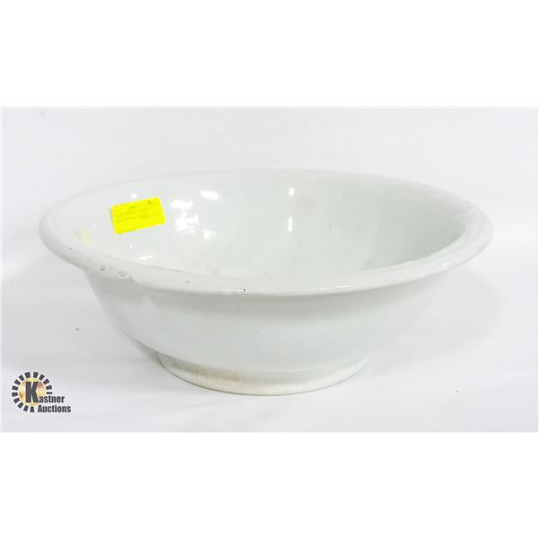 ANTIQUE IMPERIAL LARGE PORCELAIN BREAD MAKING