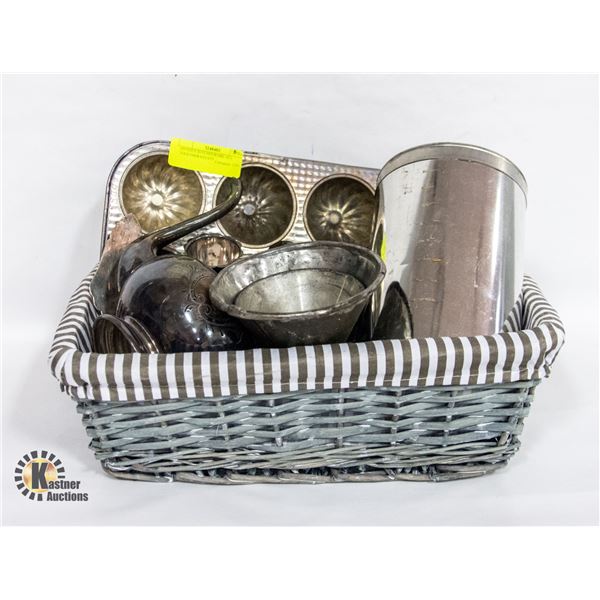 ANTIQUE KITCHENWARE ALL TOGETHER-ESTATE