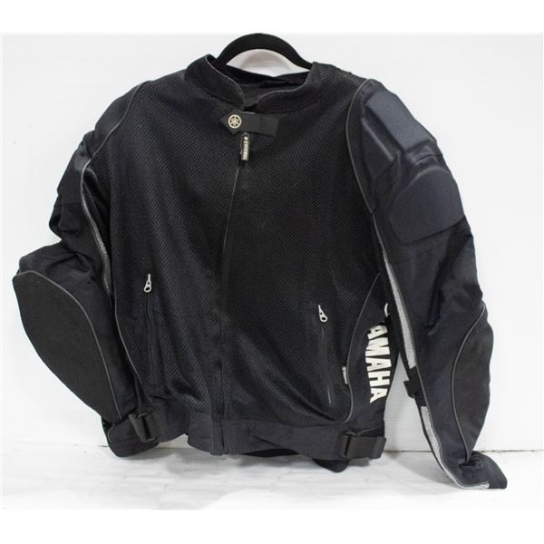 MENS YAMAHA SIZE LARGE PADDED MOTORCYCLE RIDING
