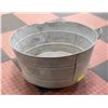 Image 1 : VINTAGE METAL 25" GALVANIZED BIN