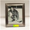 Image 1 : FRAMED WALL HANGING AUTOGRAPHED OF JIM
