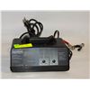 Image 1 : ELMINATOR BATTERY CHARGER