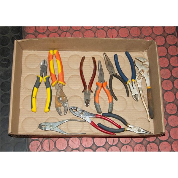 FLAT OF MISC PLIERS AND CUTTERS