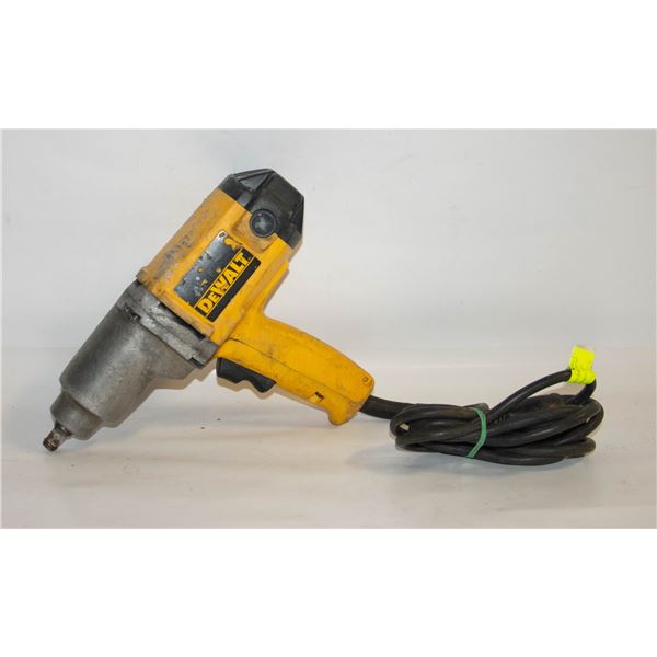 DEWALT 1/2 INCH IMPACT WRENCH