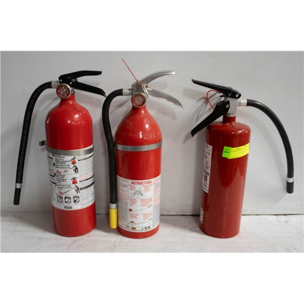 LOT OF FIRE EXTINGUISHERS