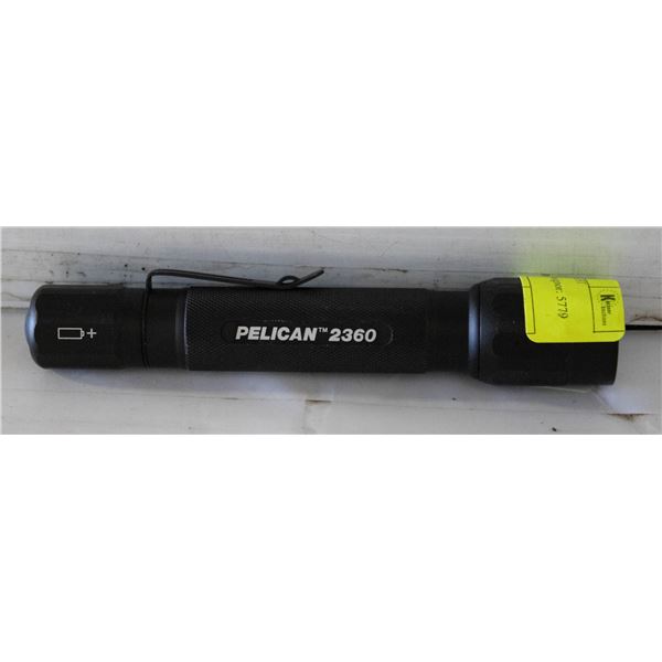 PELICAN PROGEAR 2360 LED FLASHLIGHT, BLACK