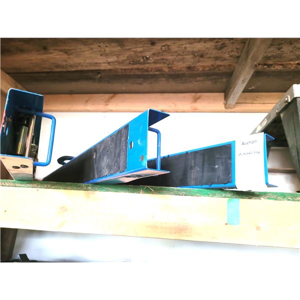 Mastercraft Saw Horses A