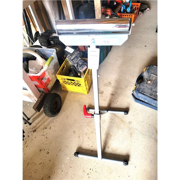 Adjustable Roller Stand A
