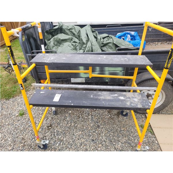 Rolling Scaffolding Stand A