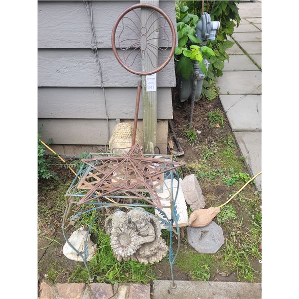 Cement Buddha head, more A