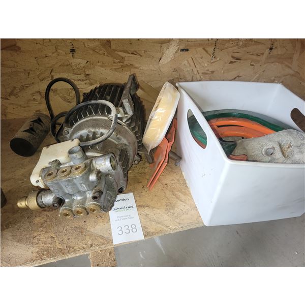 Horse shoes, motor A