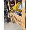 Image 10 : Shelf and aluminum cart A