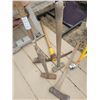 Image 1 : Sledge hammers, picks A