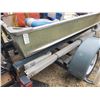 Image 3 : 12' Boat & Trailer C