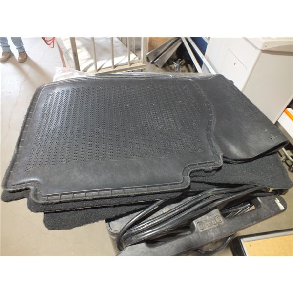 7 Vehicle Floor Matts