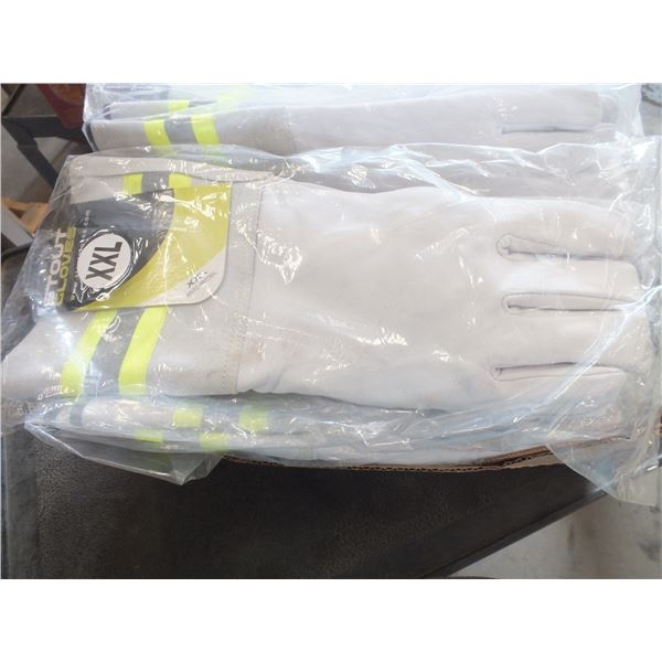 9 Pairs Of 2XL Work Gloves